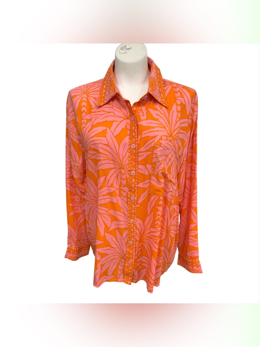 True Destination Coral and Pink Tropical Button-Down Shirt Size M